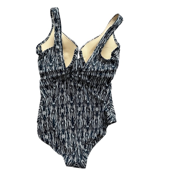 Miraclesuit Silver Shores Escape Underwire One-Piece Swimsuit Blue/White Size 14 - Picture 3 of 6